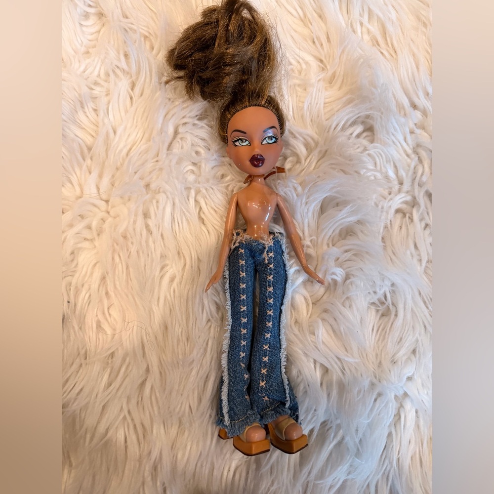 Original Bratz Strut it Yasmin